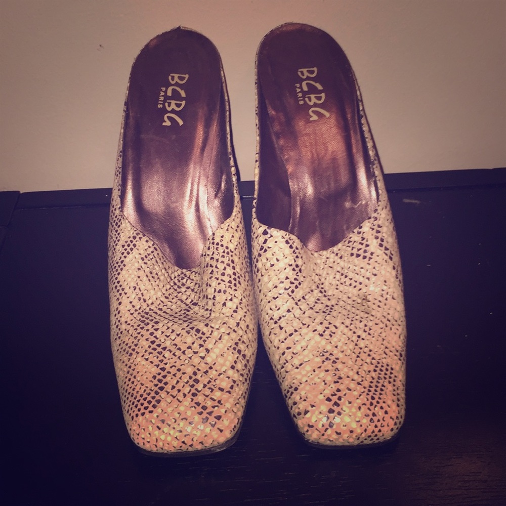 BCBG snake skinned heals